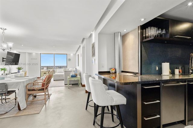 2500 Parkview Dr 2319, Hallandale Beach, FL 33009