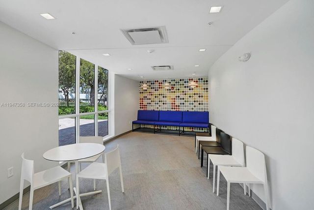 2500 Parkview Dr 2319, Hallandale Beach, FL 33009