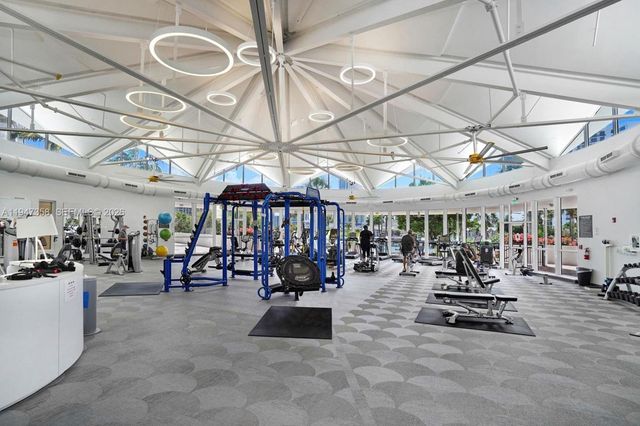 2500 Parkview Dr 2319, Hallandale Beach, FL 33009