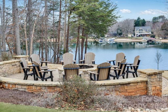 106 Nablus Trail B, Mooresville, NC 28117