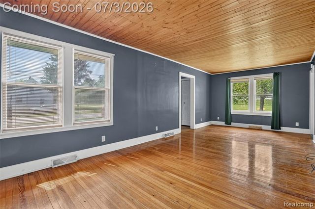 4322 Baker Road, Bridgeport, MI 48722