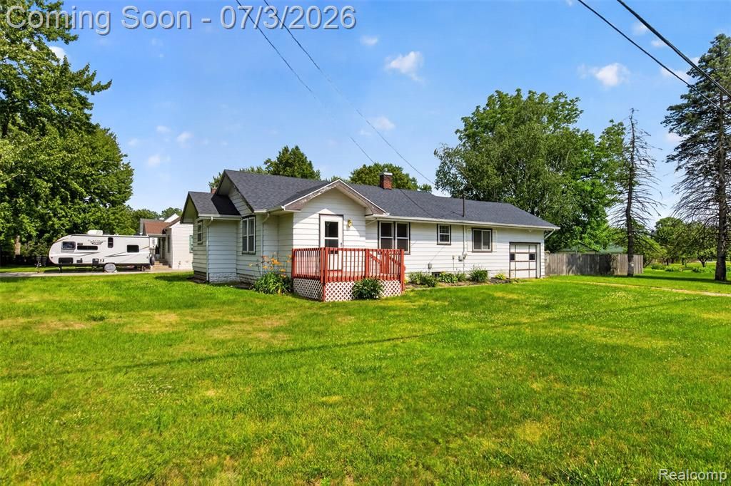 4322 Baker Road, Bridgeport, MI 48722
