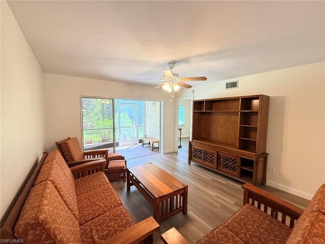 3491 County Barn RD 103, Naples, FL 34112