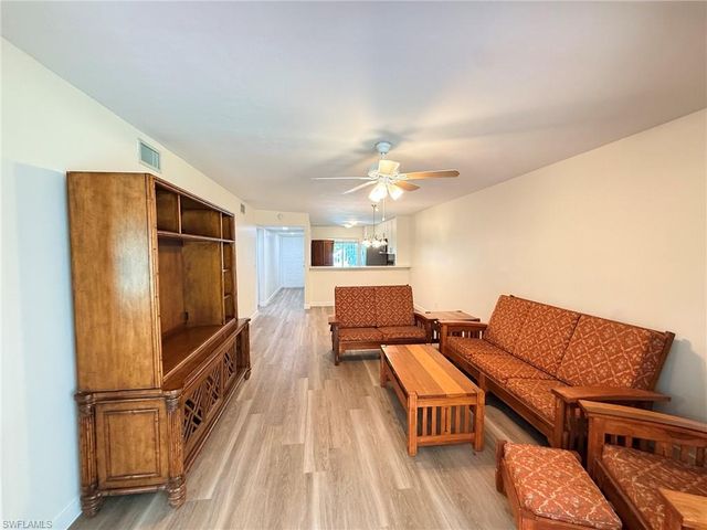 3491 County Barn RD 103, Naples, FL 34112