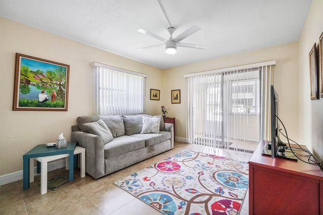 737 FLANDERS P Drive, Delray Beach, FL 33484
