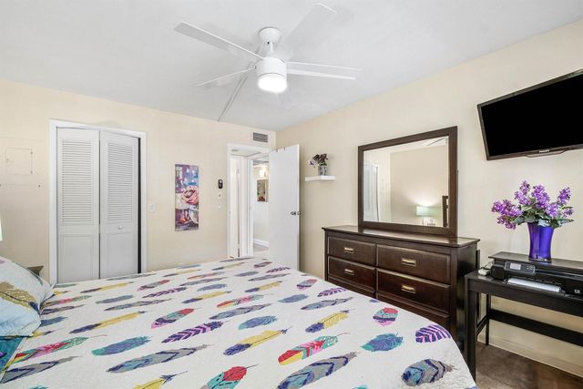 737 FLANDERS P Drive, Delray Beach, FL 33484