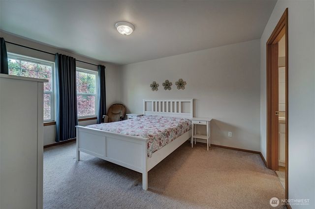 10648 NE Kingston Meadow Circle, Kingston, WA 98346