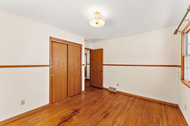 7447 Cloman Way, Inver Grove Heights, MN 55076