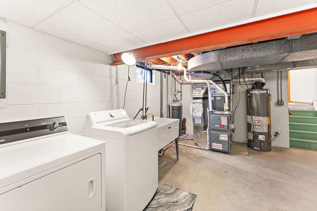 7447 Cloman Way, Inver Grove Heights, MN 55076