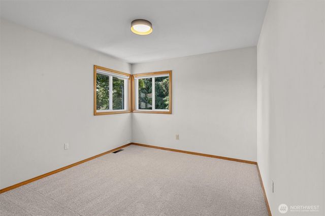 22507 SE 261st Street, Maple Valley, WA 98038
