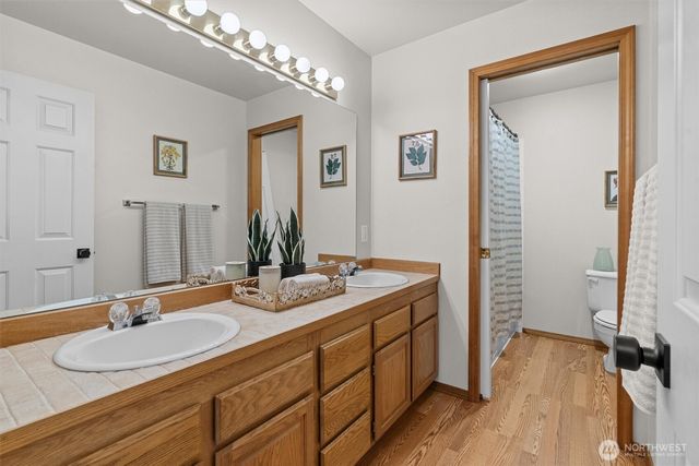 22507 SE 261st Street, Maple Valley, WA 98038