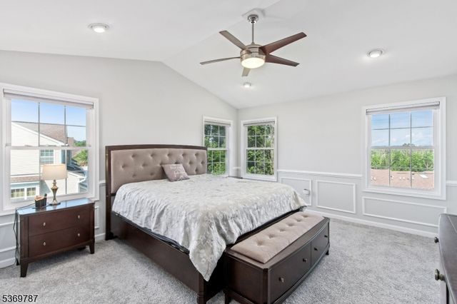13 Tutbury Ct, Mount Olive Twp., NJ 07828
