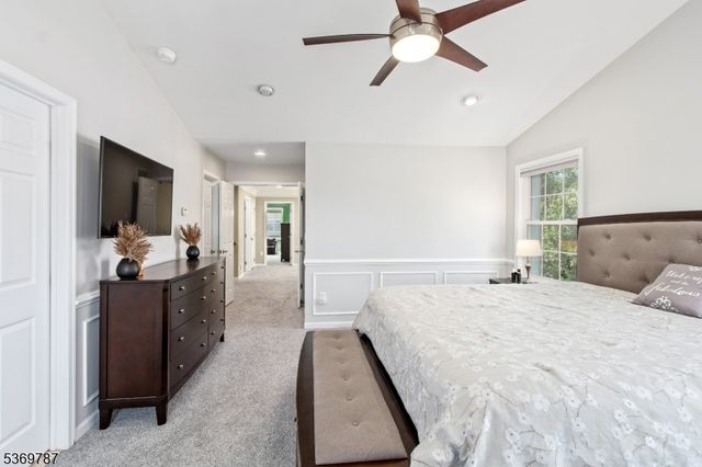 13 Tutbury Ct, Mount Olive Twp., NJ 07828