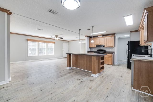 3290 Eldora Road, Ellabell, GA 31308