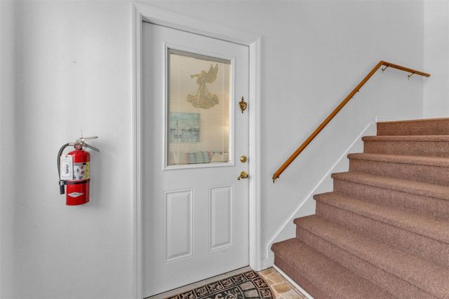 4158 TAMIAMI TRAIL F5, Port Charlotte, FL 33952