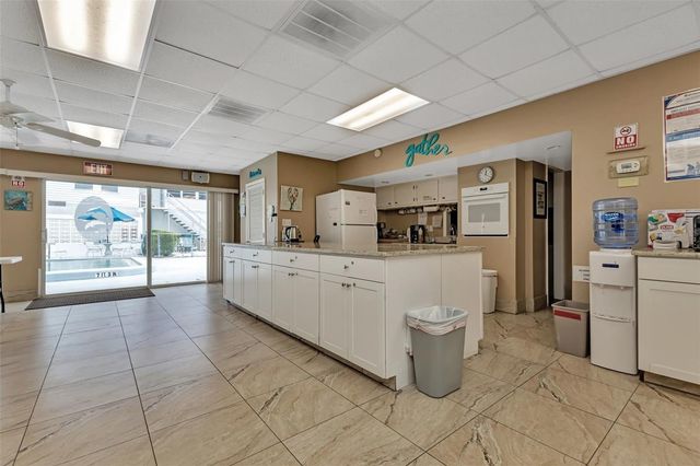 4158 TAMIAMI TRAIL F5, Port Charlotte, FL 33952