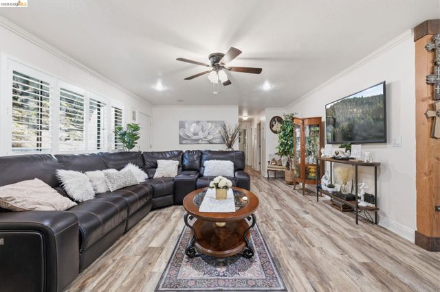 21999 Fallview, Sonora, CA 95370