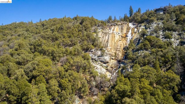 21999 Fallview, Sonora, CA 95370