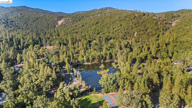 21999 Fallview, Sonora, CA 95370
