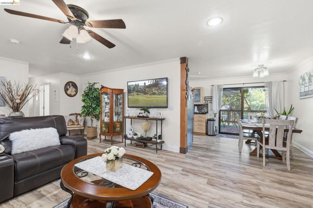 21999 Fallview, Sonora, CA 95370