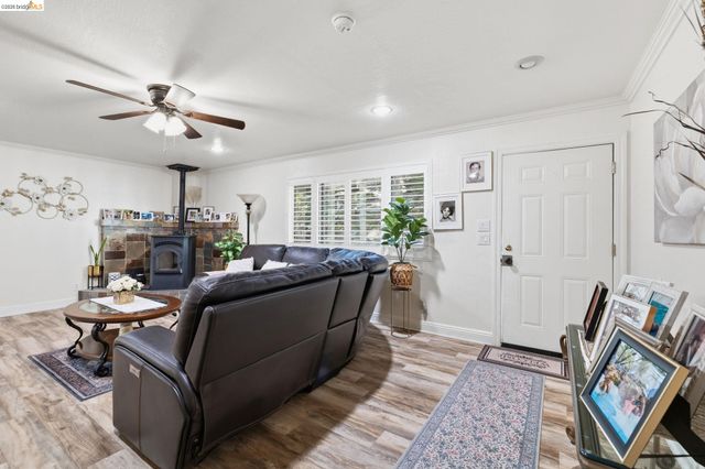 21999 Fallview, Sonora, CA 95370