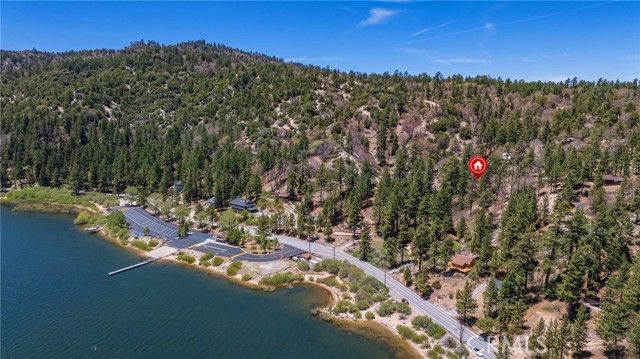 352 Big Bear Trail, Fawnskin, CA 92333