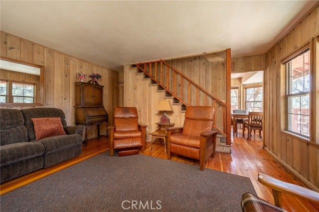 352 Big Bear Trail, Fawnskin, CA 92333