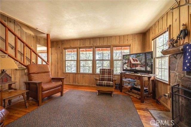 352 Big Bear Trail, Fawnskin, CA 92333