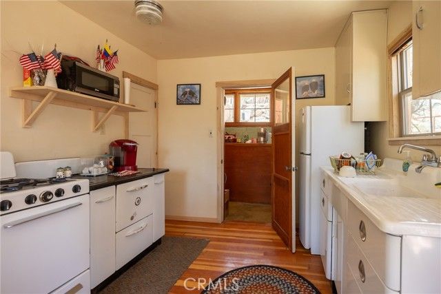 352 Big Bear Trail, Fawnskin, CA 92333