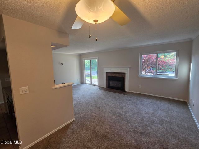 123 Victory Way, Halfmoon, NY 12065