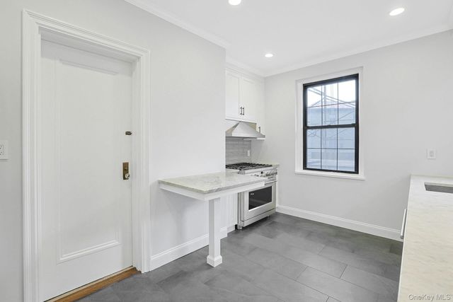 14 N Chatsworth Avenue 6C, Larchmont, NY 10538