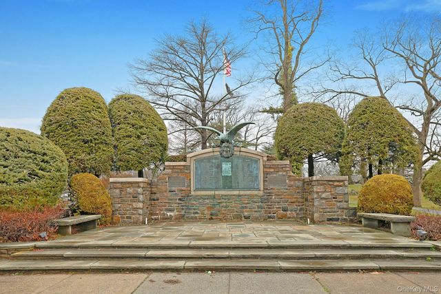 14 N Chatsworth Avenue 6C, Larchmont, NY 10538