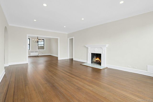 14 N Chatsworth Avenue 6C, Larchmont, NY 10538