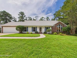 3620 Portree Place, Ocean Springs, MS 39564