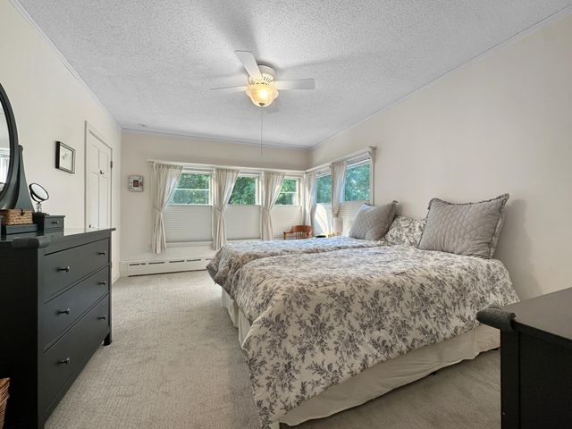 251 W Lake Street, Excelsior, MN 55331
