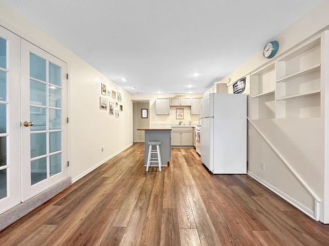 251 W Lake Street, Excelsior, MN 55331