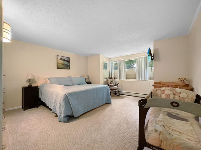 251 W Lake Street, Excelsior, MN 55331