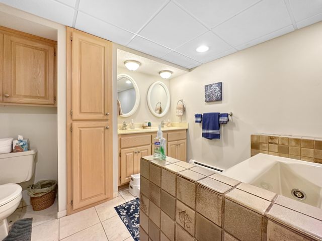 251 W Lake Street, Excelsior, MN 55331