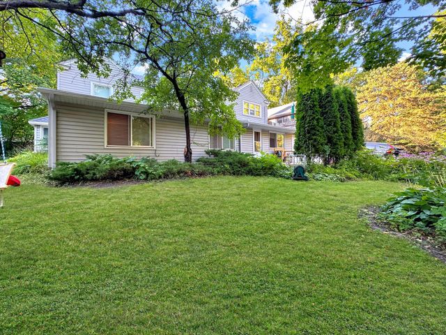 251 W Lake Street, Excelsior, MN 55331