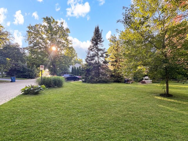 251 W Lake Street, Excelsior, MN 55331