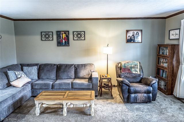 782 Windsor Drive, Mineral Wells, WV 26150