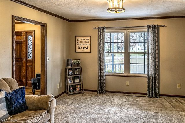 782 Windsor Drive, Mineral Wells, WV 26150