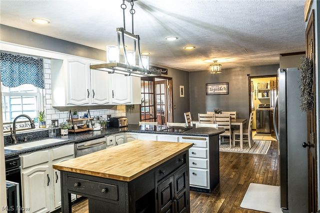 782 Windsor Drive, Mineral Wells, WV 26150