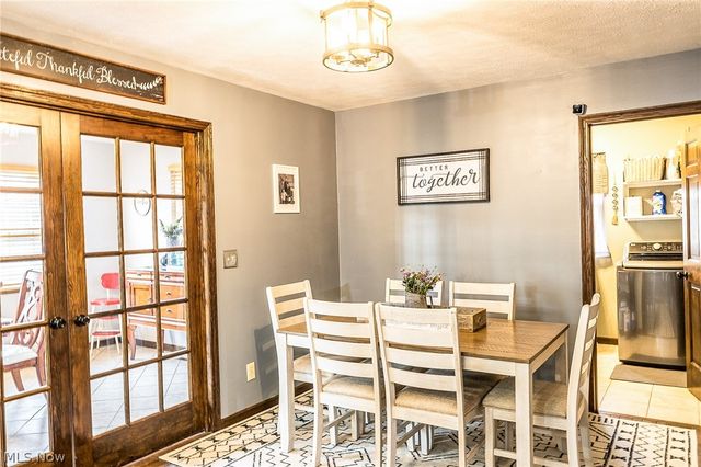 782 Windsor Drive, Mineral Wells, WV 26150