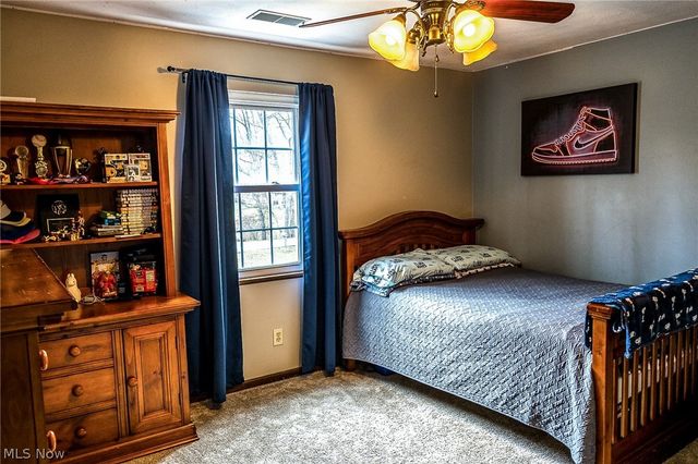 782 Windsor Drive, Mineral Wells, WV 26150