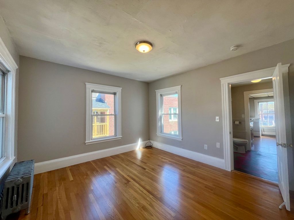 17 Sanborn D, Reading, MA 01867