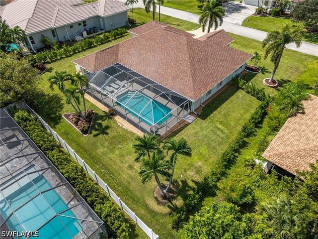 5211 SW 27th PL, Cape Coral, FL 33914