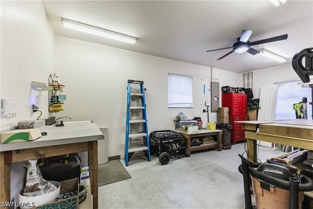 5211 SW 27th PL, Cape Coral, FL 33914