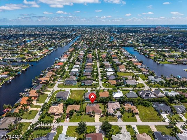 5211 SW 27th PL, Cape Coral, FL 33914