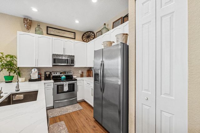 510 NW 24th Avenue, Boynton Beach, FL 33426